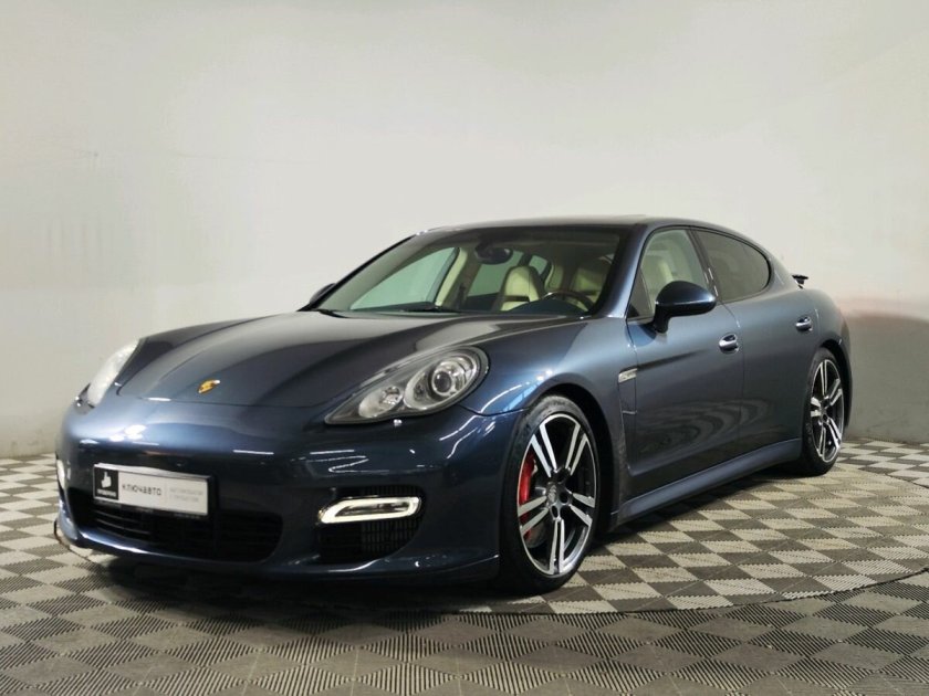 Porsche Panamera i GTS