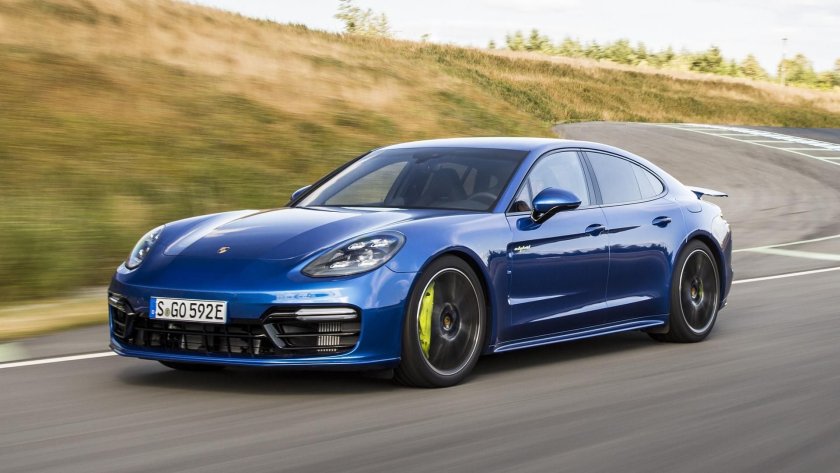 Porsche Panamera Turbo s