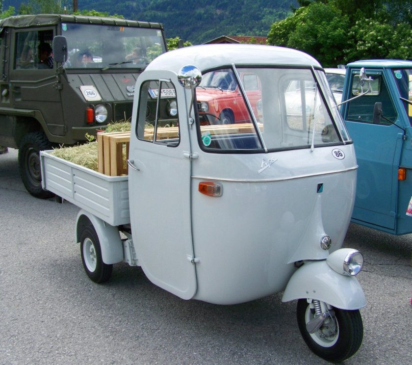 Piaggio машина