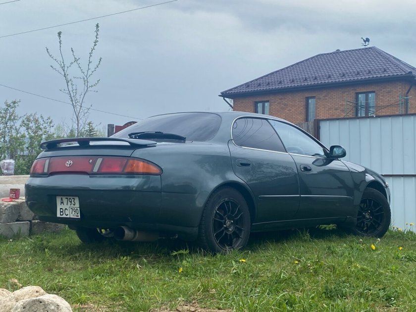 Toyota Sprinter Marino цвет