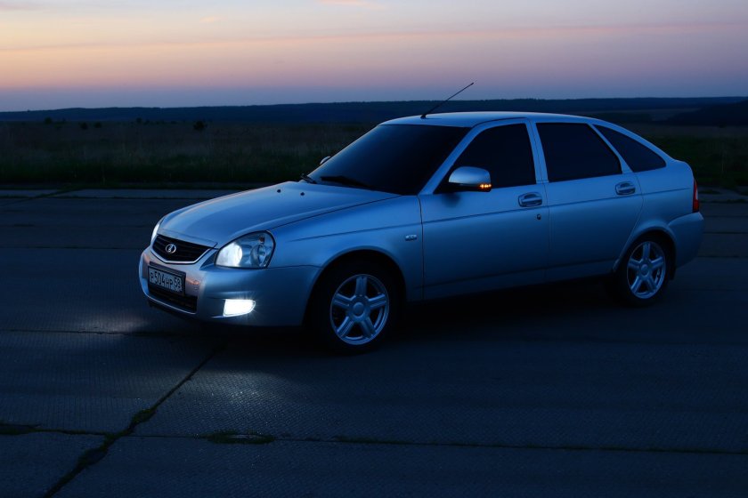 Lada Priora хэтчбек
