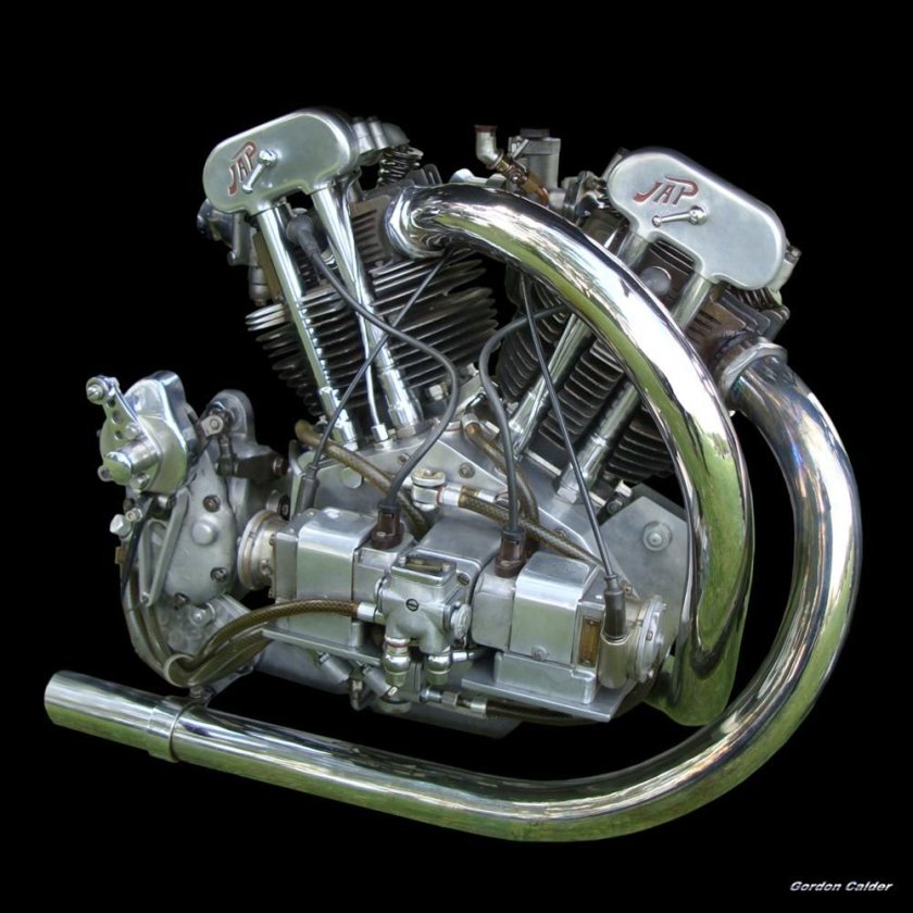 Мотоцикл v Twin чоппер