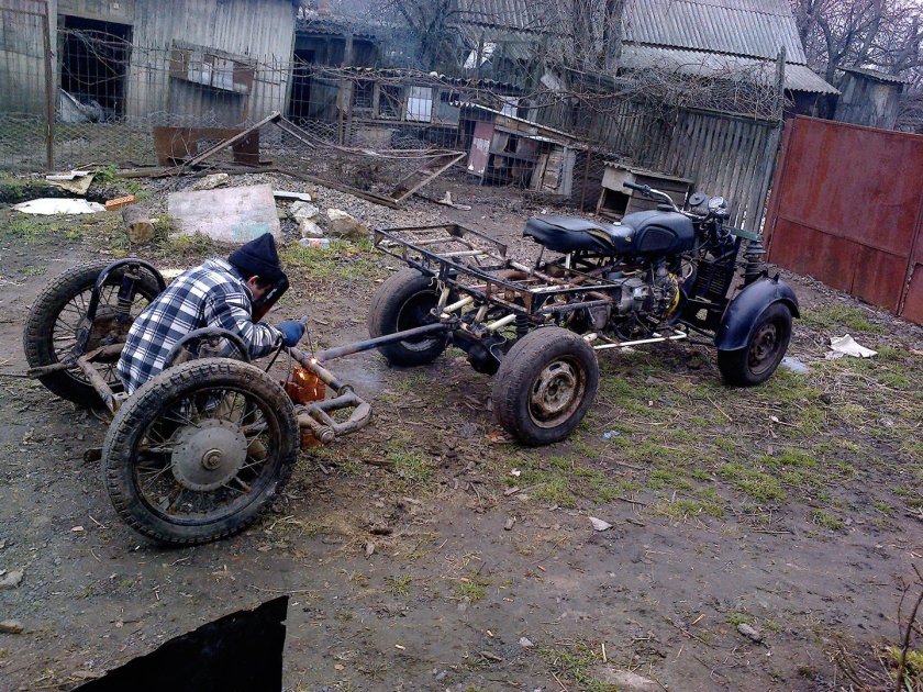 Квадроцикл из мотороллера муравей