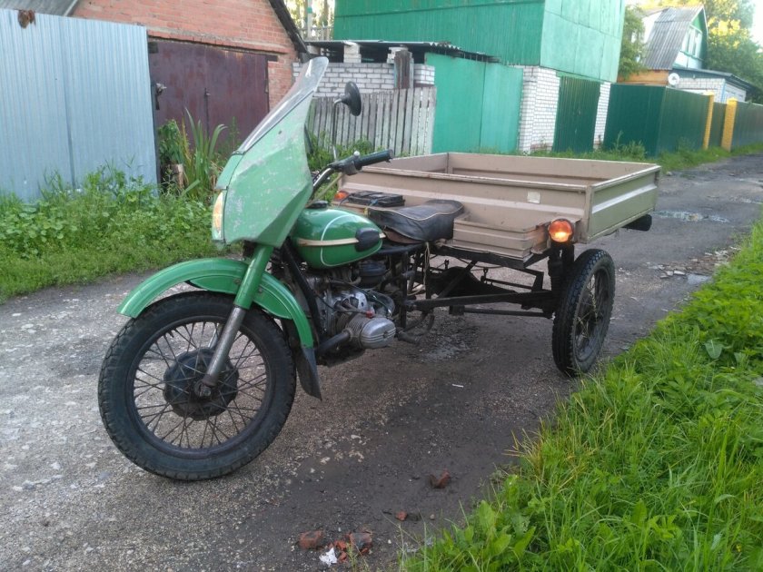 Мотоцикл Урал трицикл заводской