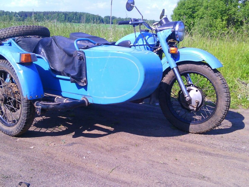 Мотоцикл Урал голубой