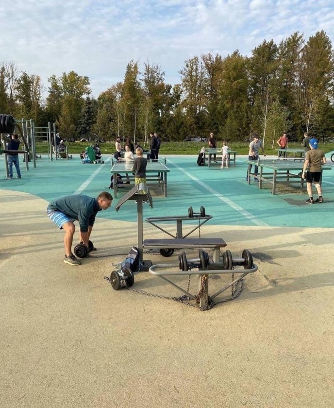 Крестовский остров спортплощадка