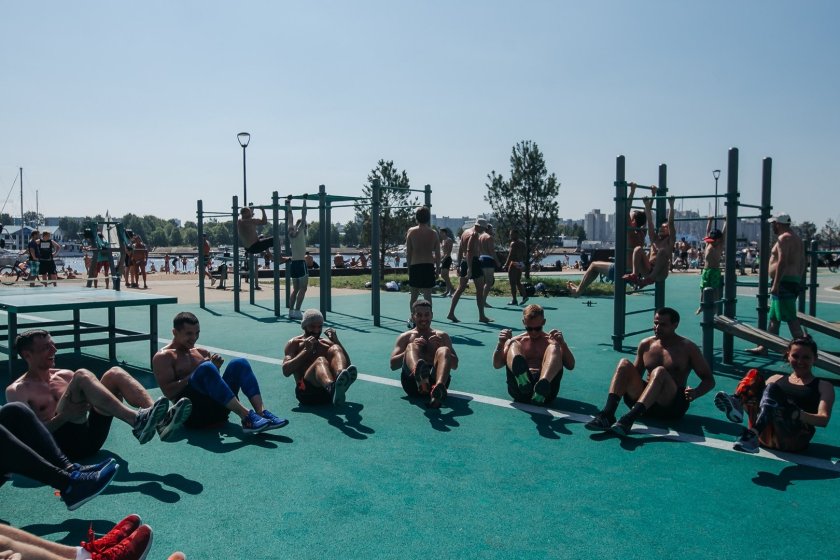 Спорт площадка на Крестовском острове