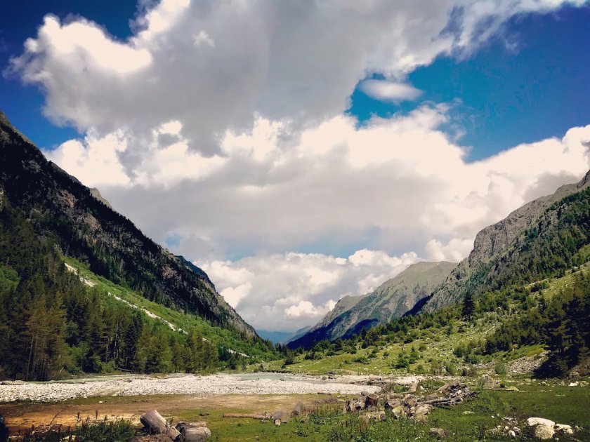 Карачаево Черкесия Махарское ущелье