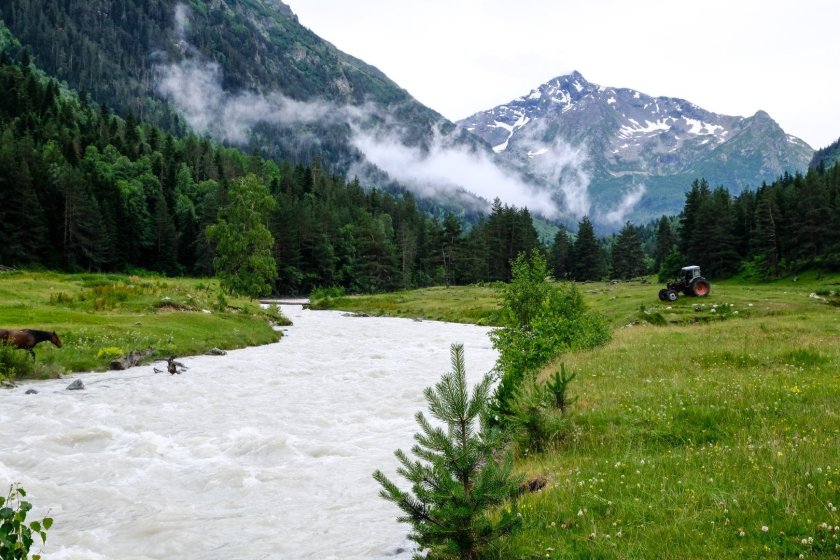 Махар Учкулан Долина