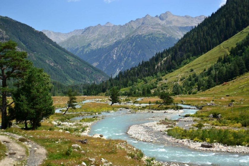 Махар Учкулан Долина