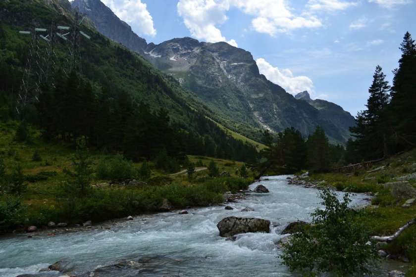Махар Учкулан Долина