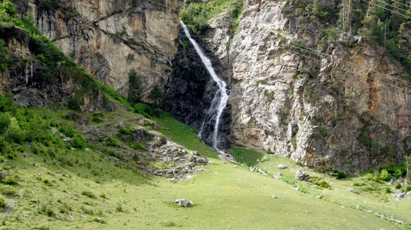 Ущелье Гондарай водопад