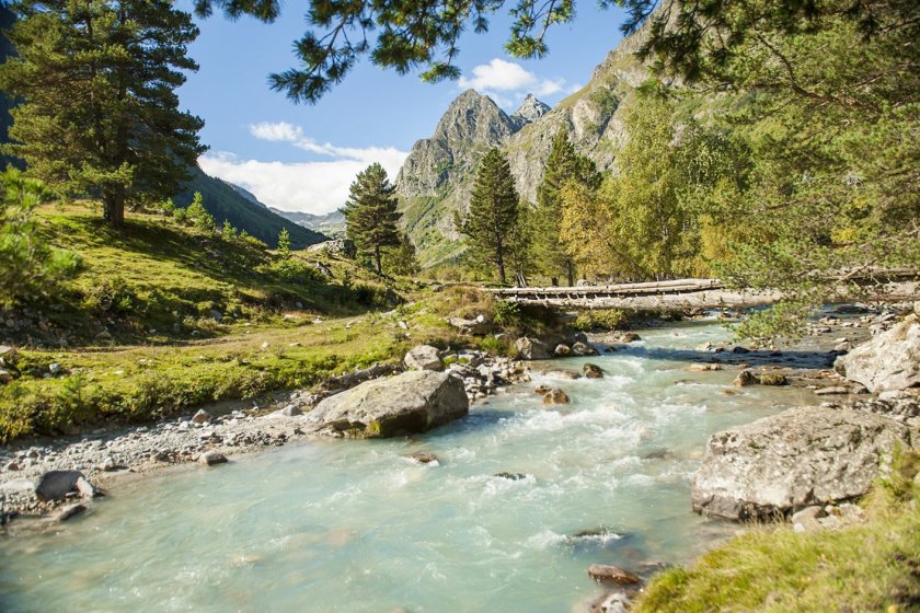 Карачаево Черкесия Махарское ущелье