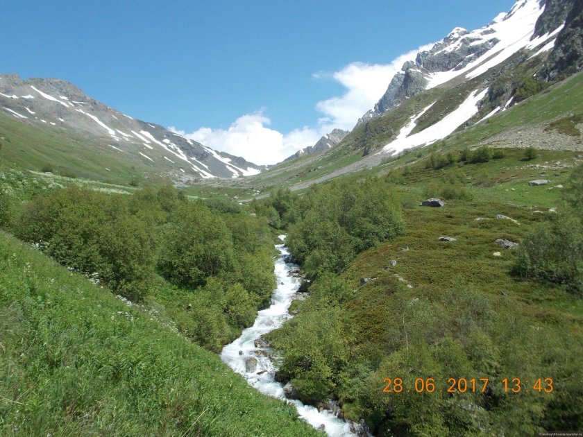 Чучхурские водопады Домбай