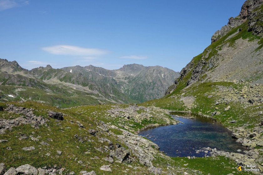 Хребет Абишира Ахуба