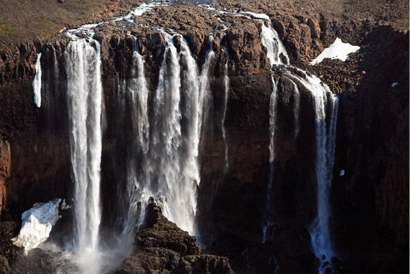 Тальниковый водопад Красноярский край