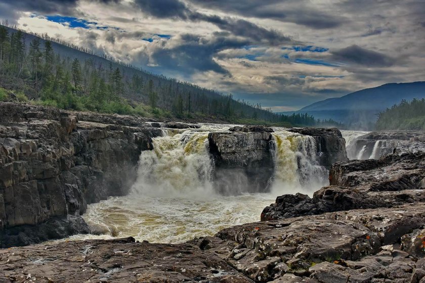 Тальниковый водопад Путорана