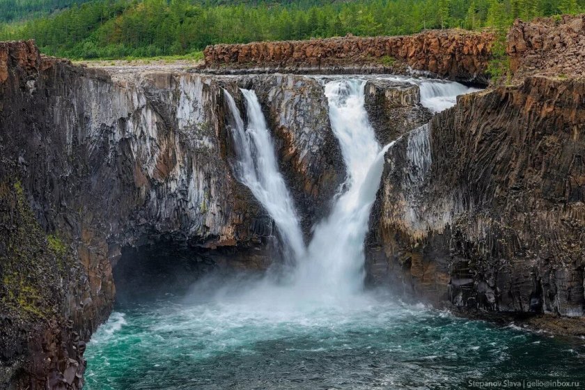 Тальниковый водопад Красноярский край