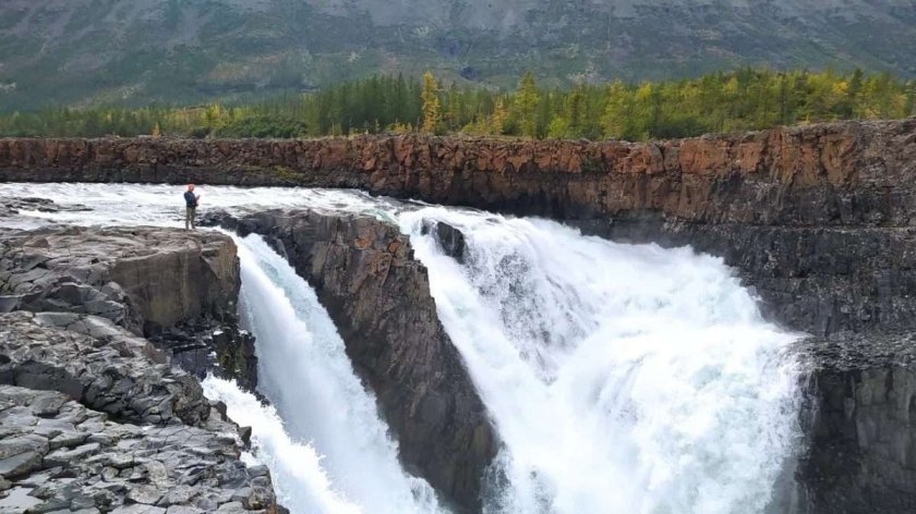 Большой Курейский водопад плато Путорана