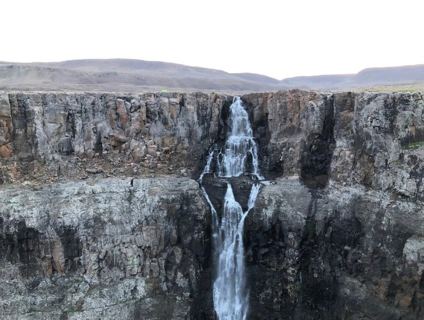 Тальниковый водопад Путорана