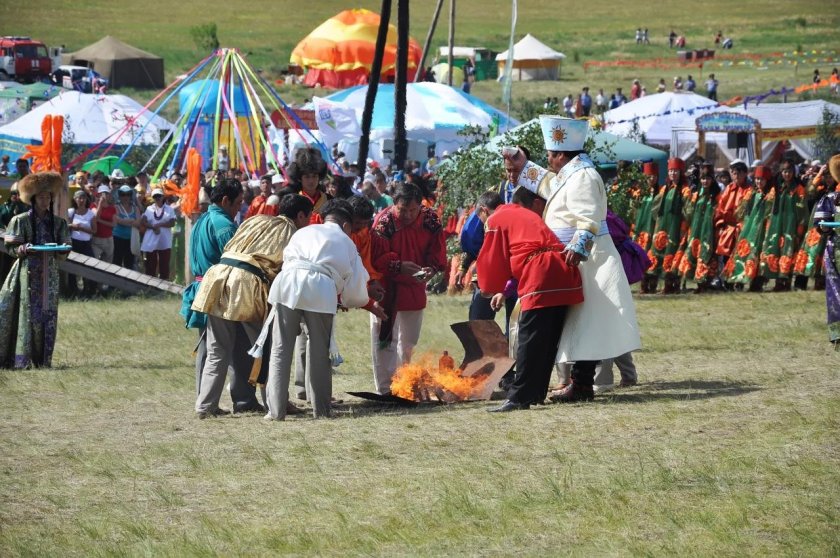 Тун Пайрам праздник первого айрана