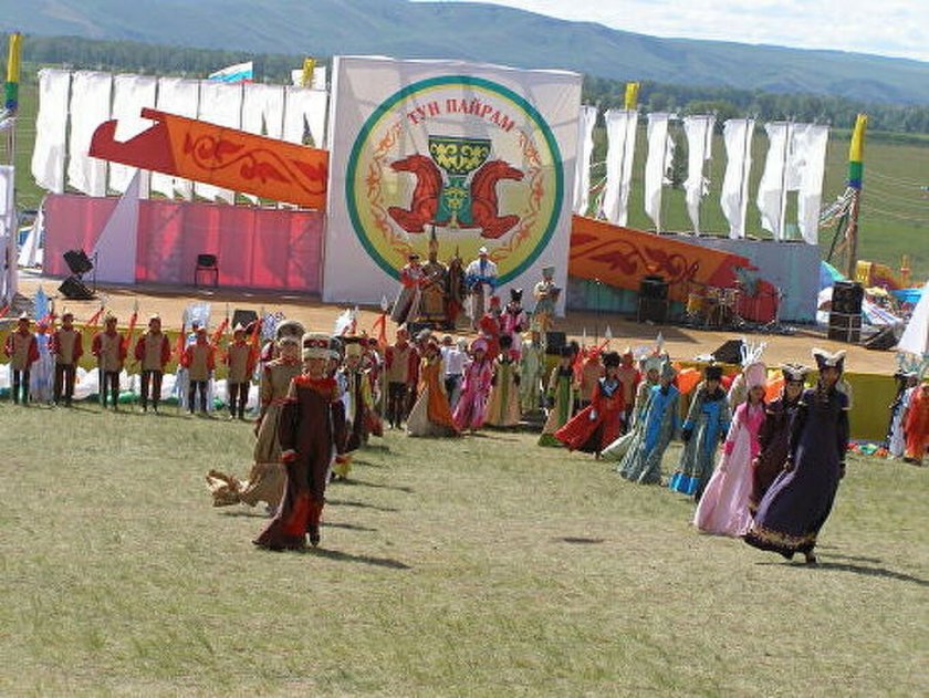 Тун Пайрам праздник первого айрана