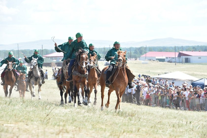 Праздник тун Пайрам