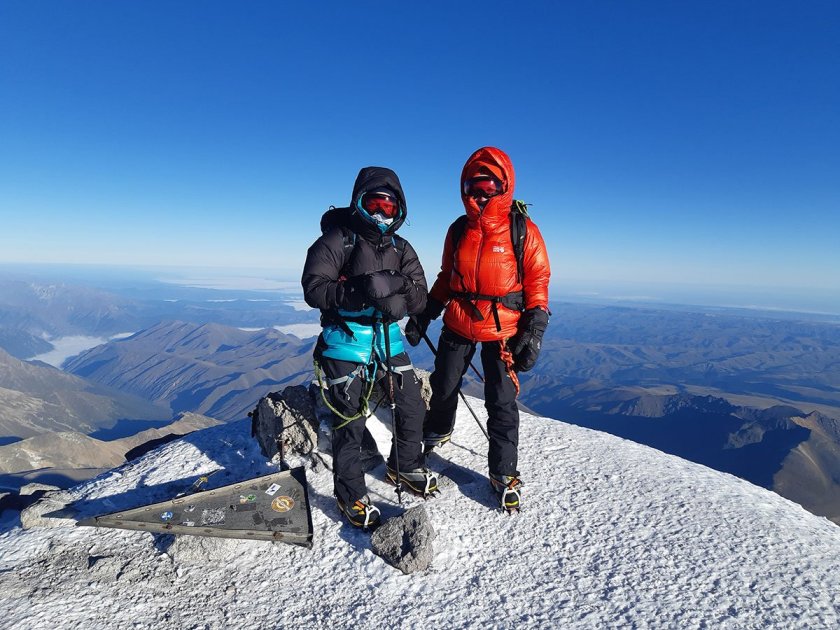 Двуглавая вершина Эльбруса