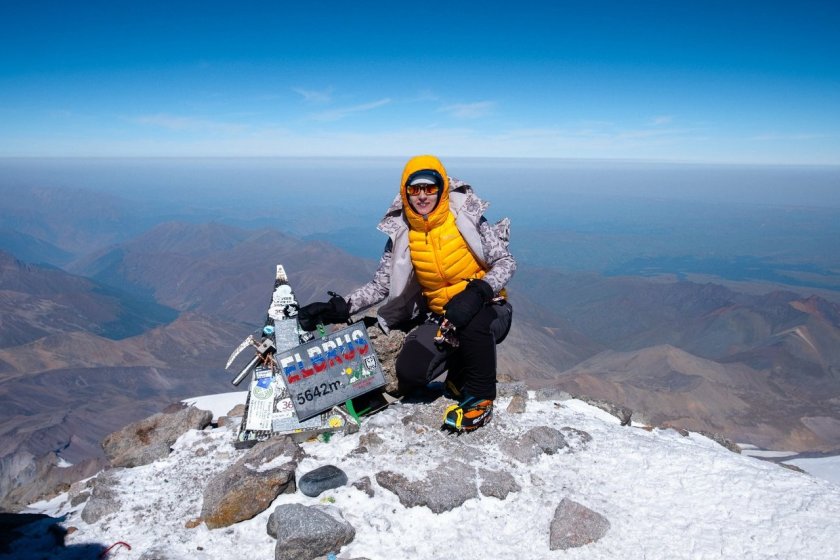 Западная вершина Эльбруса фото