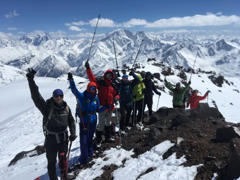 Западная вершина Эльбруса