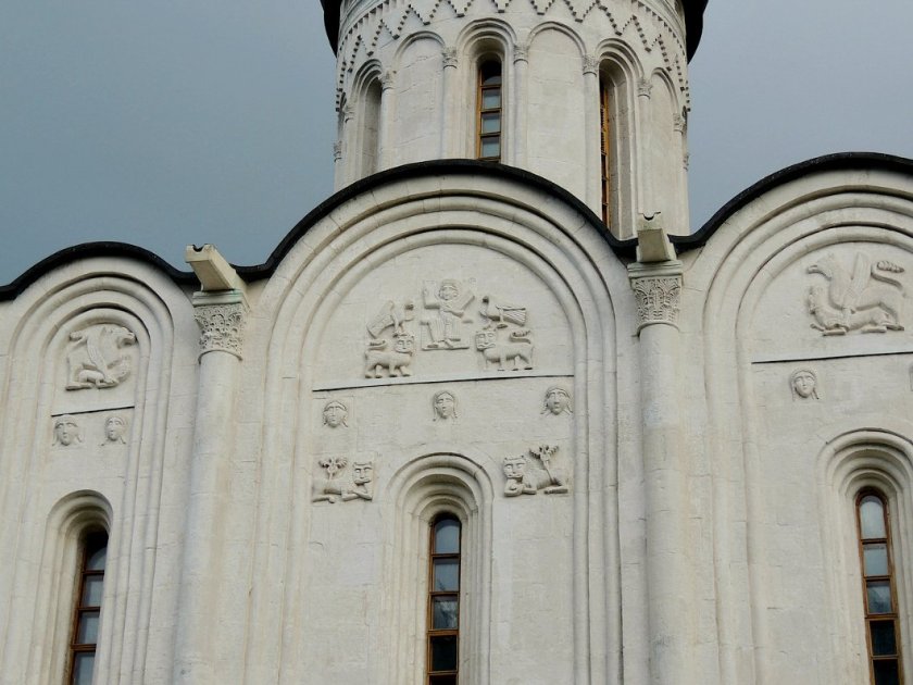 Церковь Покрова на Нерли фасад