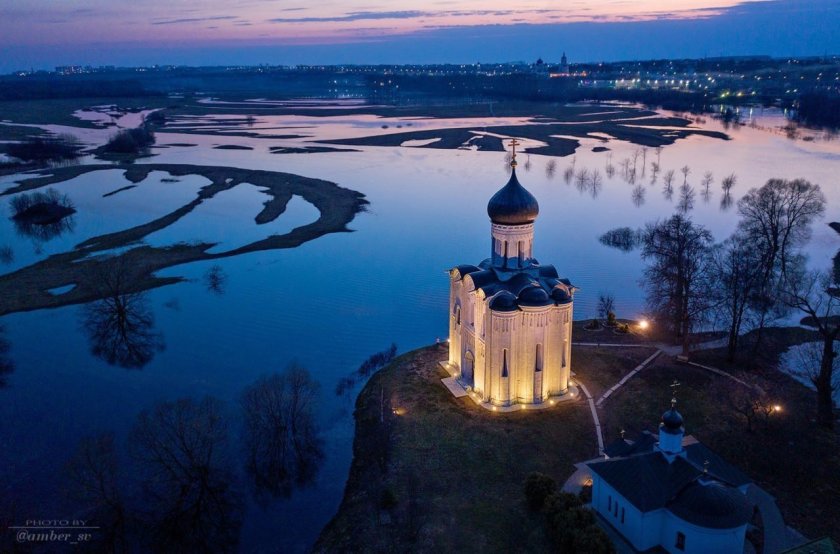 Храм Покрова на Нерли во Владимире