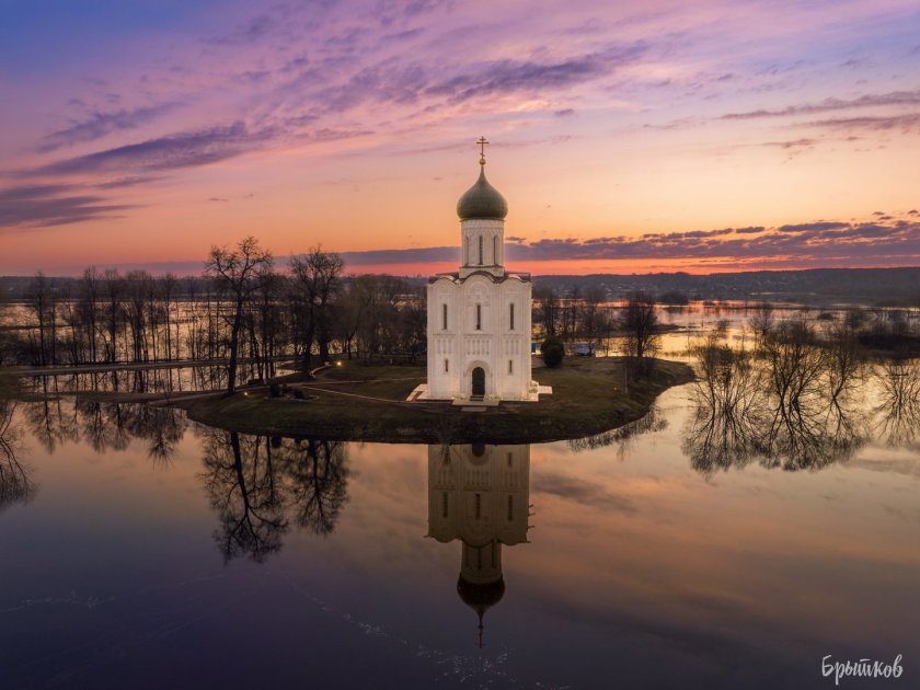 Покрова на Нерли во Владимире