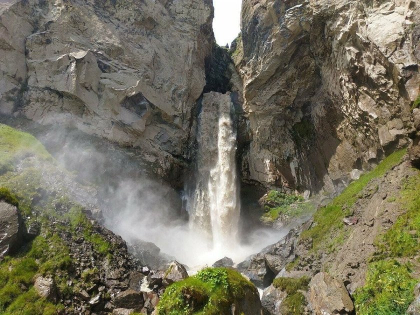 Водопад Каракая Су Джилы Су