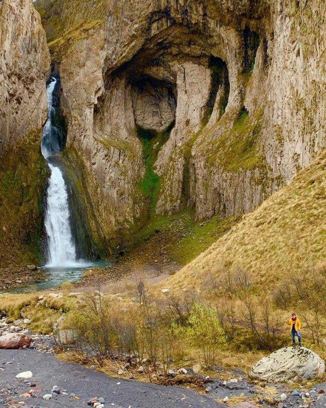 Водопад Каракая Су Джилы Су