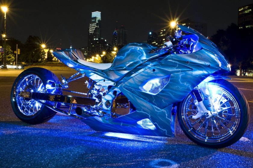 Suzuki Hayabusa с подсветкой