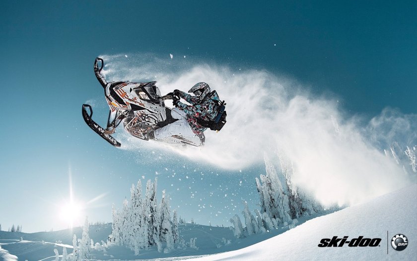 Горный снегоход Ski Doo