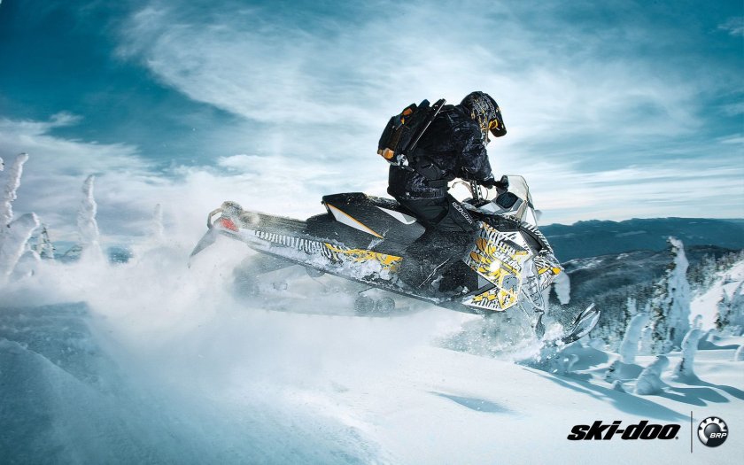 Горный снегоход Ski Doo
