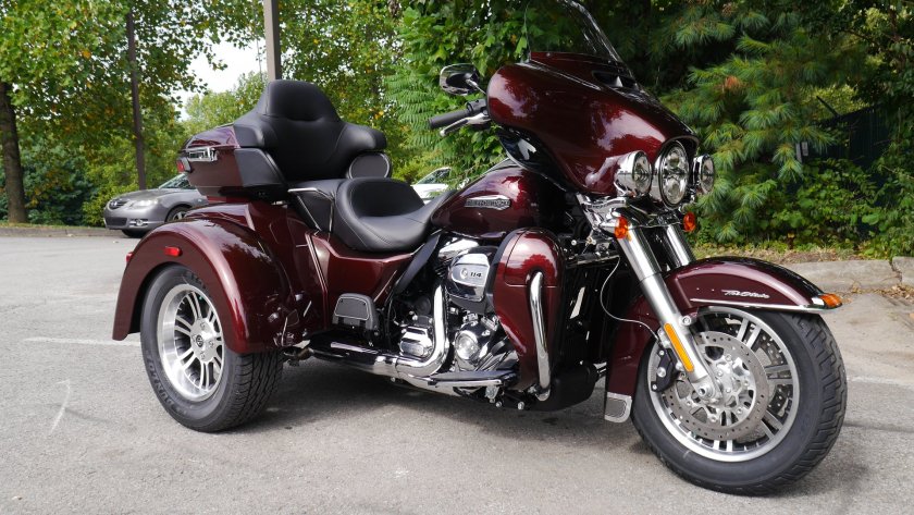 Трёхколёсный мотоцикл Harley Davidson