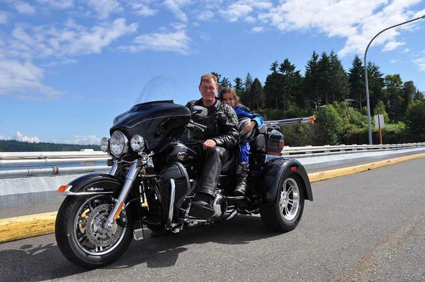 Трёхколёсный мотоцикл Harley Davidson