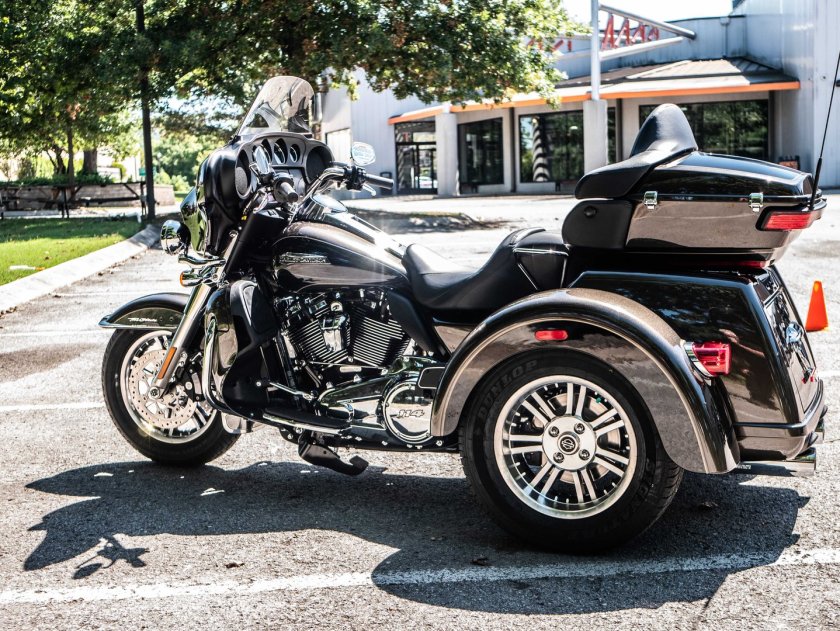 Harley Davidson tri Glide Ultra