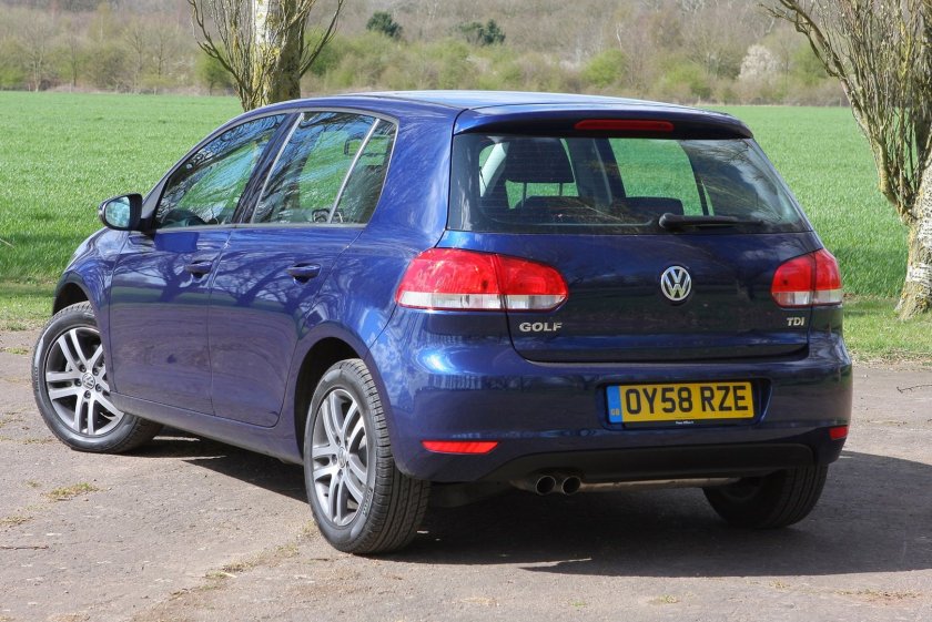 Volkswagen Golf хэтчбек