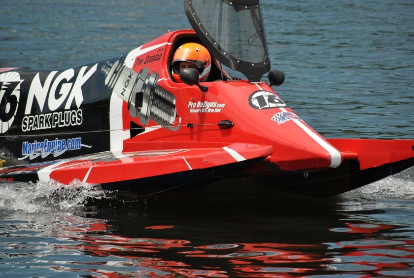 Offshore Powerboat Racing