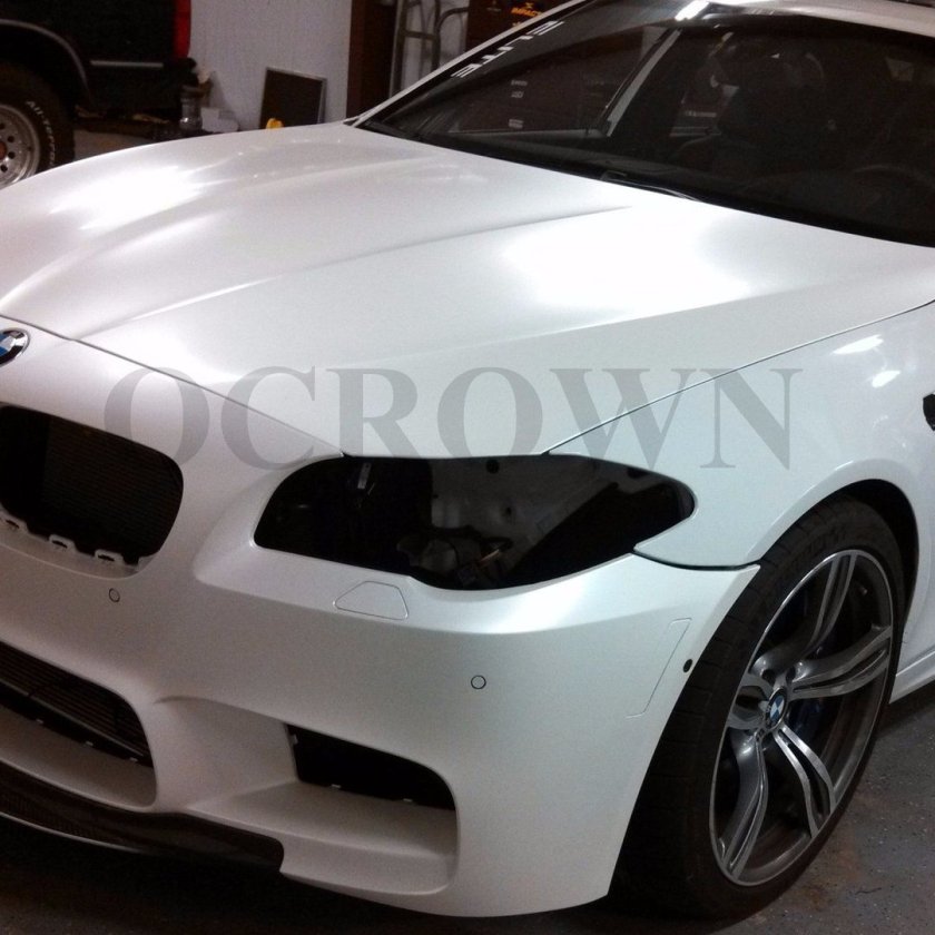 Плёнка для автомобиля цвет White Metallic Satin