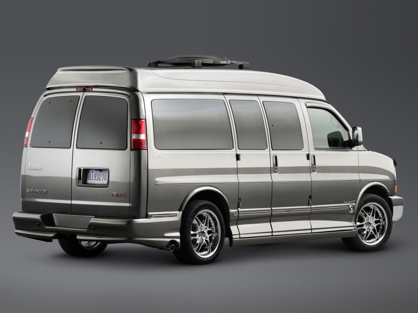 GMC Savana Explorer van