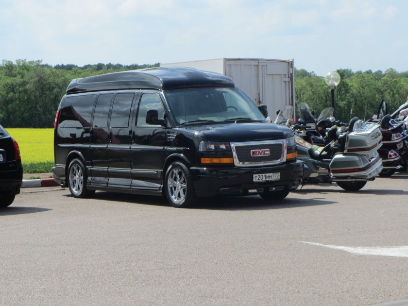 Шевроле GMC Savana